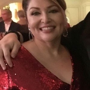 Meet your Posher, Myra